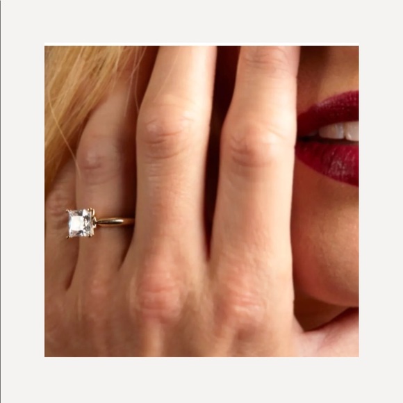 2.85 CT Princess Cut Solid 14K Gold Ring - Picture 4 of 8